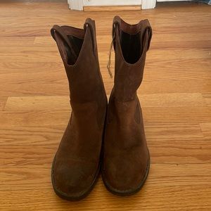 Born Basin Suede Boot in brown, women’s size 8